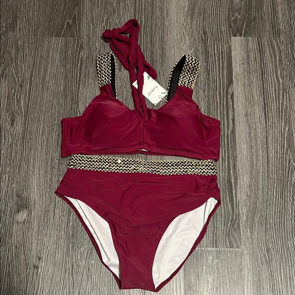 Red Shapewear with Wide Straps and Medium Support - Picture 1 of 5